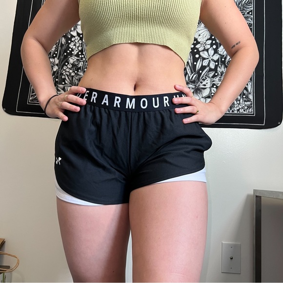 Under armor running shorts - Picture 2 of 8